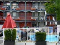 Kings Inn Near the Falls - Yüzme Havuzu