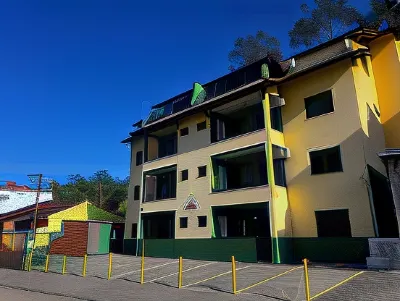 Flats e Apartamentos Temporada Mar Brasil Hotels in Enseada