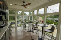 Mon Bijou Hotels in Delafield