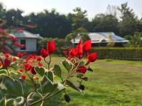 Villa de Hollong Hotels near ALIPURDUAR DURGABARI