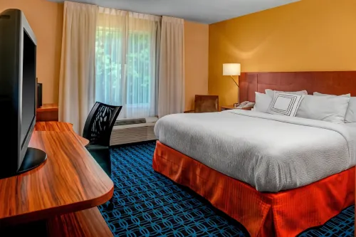 Fairfield Inn & Suites Emporia I-95 Hotels in Emporia