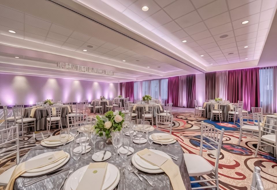 3. 힐튼 모티프 시..