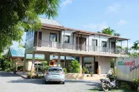 Green Happy Homestay  호텔