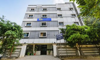 FabHotel Tals Hitech - Nr Hitech City
