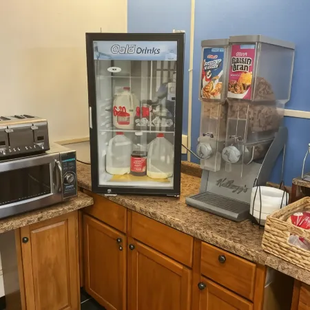 Budget Host Inn