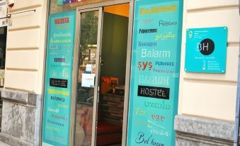 Balarm - Hostel and Bar