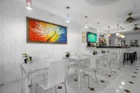 The Shades Hotel 50 Meter Beach Front
