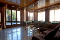 Hotel Sant Antoni Hotels in Campelles