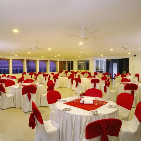 Iswarya Residency