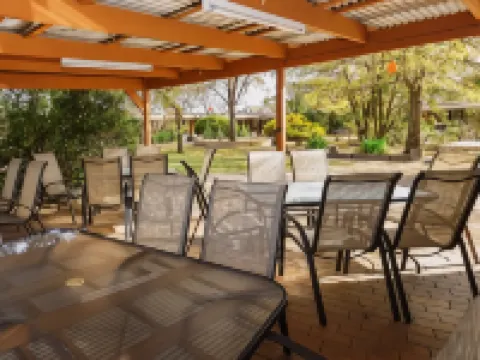 リバー カントリー イン モアマのホテル