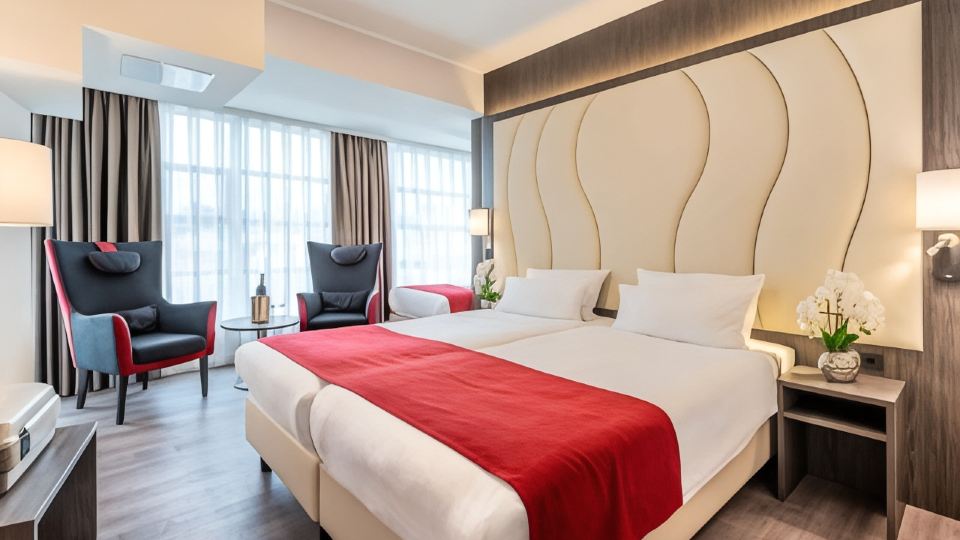 PLAZA Premium Den Haag City Center