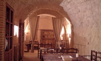 Hábitat Troglodita Almagruz - Housity