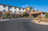 Holiday Inn Express & Suites ST. George North - Zion Hotels in Washington County