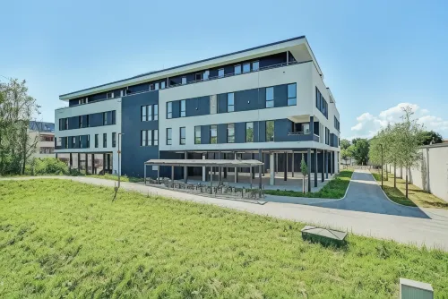 Bright: Rosenheim Aicherpark Hotels in Rosenheim