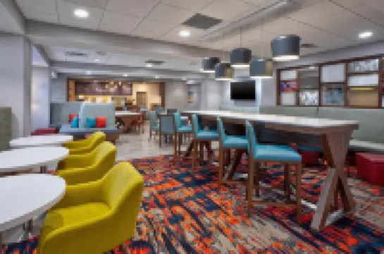 Hampton Inn by Hilton Paris
