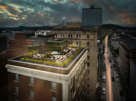 Hyatt Place Knoxville/Downtown Отели рядом с достопримечательностью «Regal Riviera»