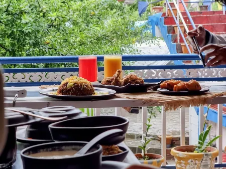 The Bunker Burwa Manali