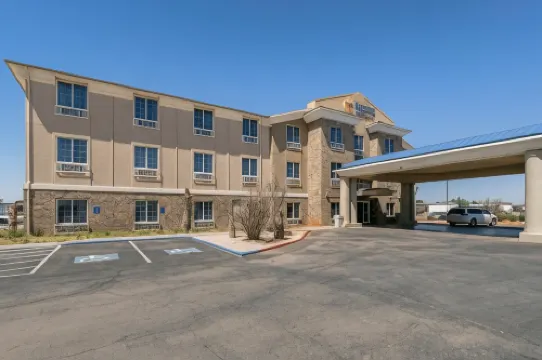 Comfort Inn & Suites