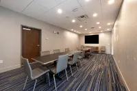 Holiday Inn Express & Suites Staunton