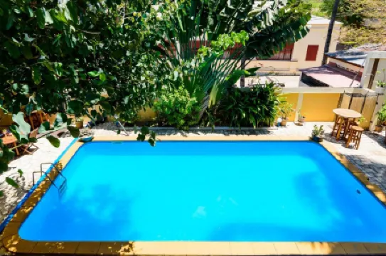 Hôtel Restaurant Coco Lodge Majunga