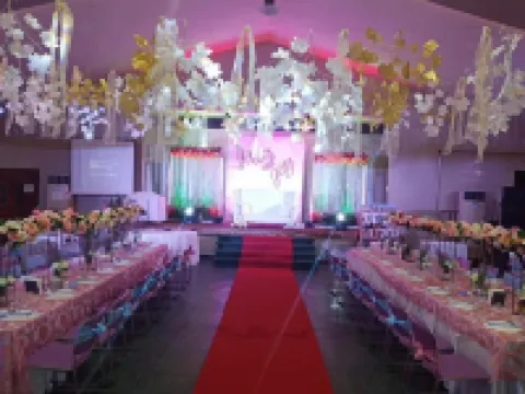 ซีซันส์ โฮเทล ซาบลายัน