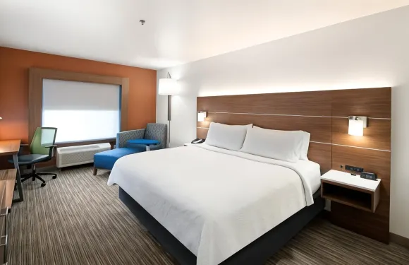 智選假日酒店及套房90號州際公路 by IHG