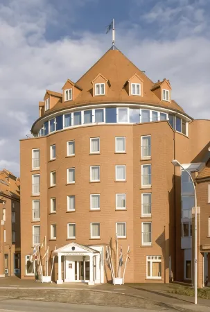 Hotel Lübecker Hof Отели в г. Восточный Гольштейн