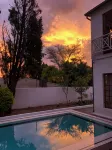 Sandton Farmhouse - Rooftop Pools