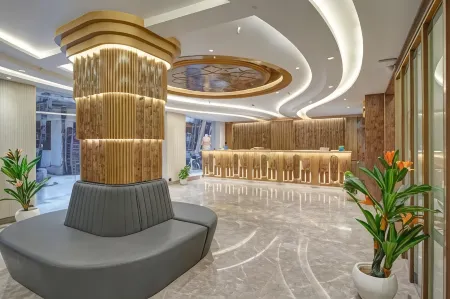 Gold the Royal Newly Built - 2Mins Walk from New Delhi Railway Station & 5Mins from Connaught Place Отели рядом со станцией Old Delhi Railway Station Terminal