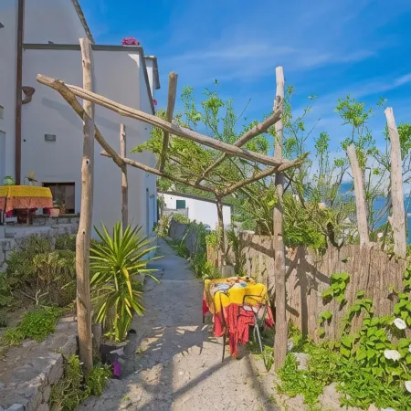 L'Antico Borgo Dei Limoni