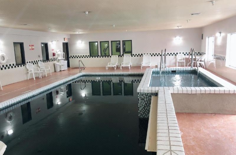 Country Inn & Suites by Radisson, Topeka West, KS photo 5