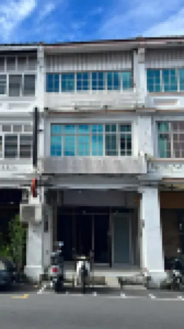 Aayu Chulia Hotels in 