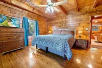 Burning Tree 3 Bedroom Cabin by RedAwning - Chalets