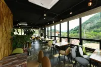 Hwaceontomatopensyeon Hotel di Hwacheon-gun