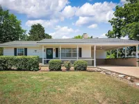 Kid Friendly. Outdoor space. Fully stocked kitchen. Bright and clean. マウンテン・ホームのホテル