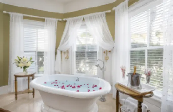 Bayfront Westcott House Bed & Breakfast