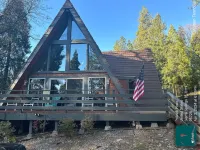 Chalet Near Jenkinson Lake, Skiing and Winetasting, Apple Hill, Pool