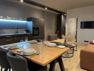 North Apartments Suites Отели рядом с достопримечательностью «Ботанический сад Акюрейри»