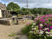 Hollybush Inn Hotels in 