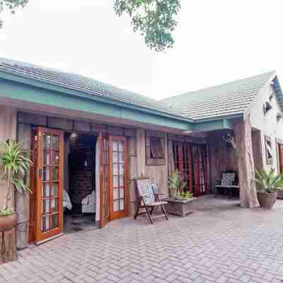 61 on Ireland Guest House and Conferencing Hotel Exterior