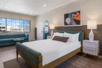 Signature Inn Oakland Hotels in Oakland