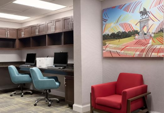 5. 햄프턴 인 휴스..