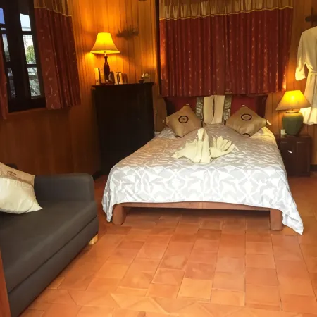 Shanti Lodge Отели рядом с достопримечательностью «Дворец Дусит»