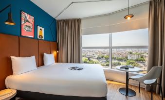 ibis Paris Porte de Montreuil - Housity