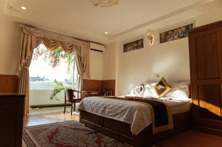 Window 1 Hotel Отели в г. Контум