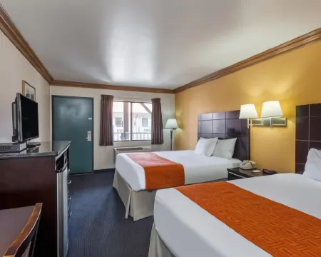 Howard Johnson by Wyndham Norco Hotels in Norco