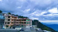 Canari Hotel Kashmir View Отели рядом с достопримечательностью «Тикет Бут Пайплайн Трик»