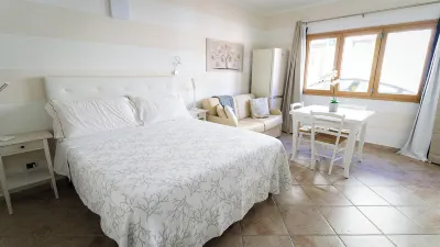 Apartments & Suites Vento Mare Hotels near Porto Pollo