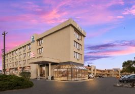 Best Western Voyageur Place Hotel
