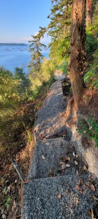 A suite across the street from Penn Cove with peekaboo views.